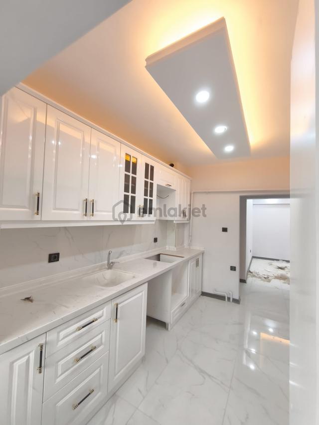 Ankara Eğitim Ve Araştırma Hastanesi Yakını Giriş Katta Full Yapılı Satılık 3+1 Daire !!! 2