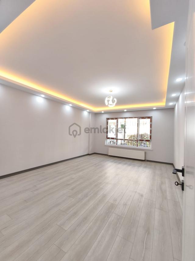 Ankara Eğitim Ve Araştırma Hastanesi Yakını Giriş Katta Full Yapılı Satılık 3+1 Daire !!! 3