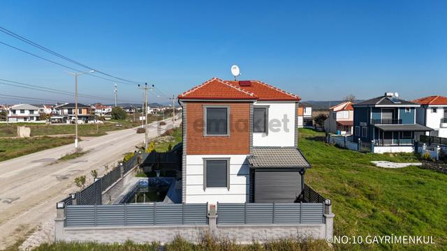 No:10 Gayrimenkul’den–tam Müstakil Dubleks-havuzlu,full Eşyalı Daire Parasına Villa Fırsatı 5