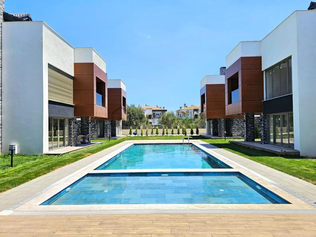 ▶ ▶ Akçay Körfez'den Güre'de Denize 500 Mt Site İçinde Havuzlu 4+1 Sıfır Villa 3