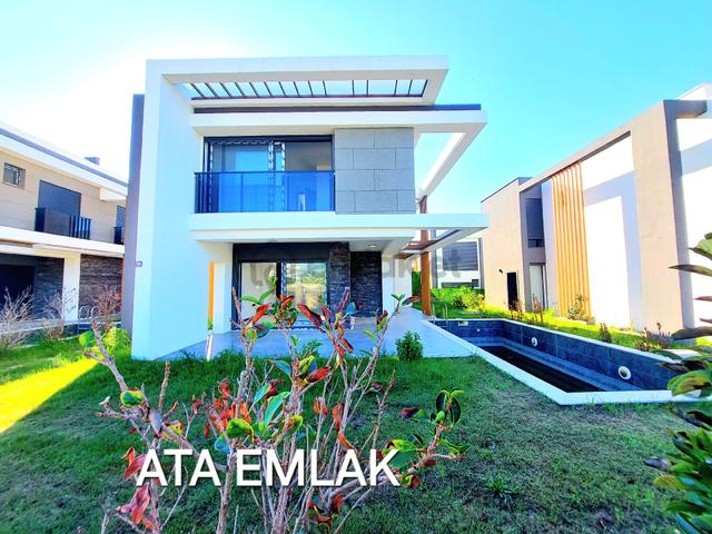 Ata Emlak'tan Plaja Yakın Özel Havuzlu Tek Müstakil Sıfır Villa 4