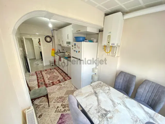 Ankara Kazanç Gayrimenkul Güvencesiyle Satılık Park Cepheli 3+1 Daire 2