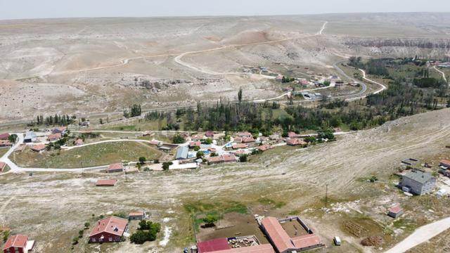 Cihanbeyli İnsuyu'nda 642 M2 Müstakil Tapulu İmarlı Arsa 4