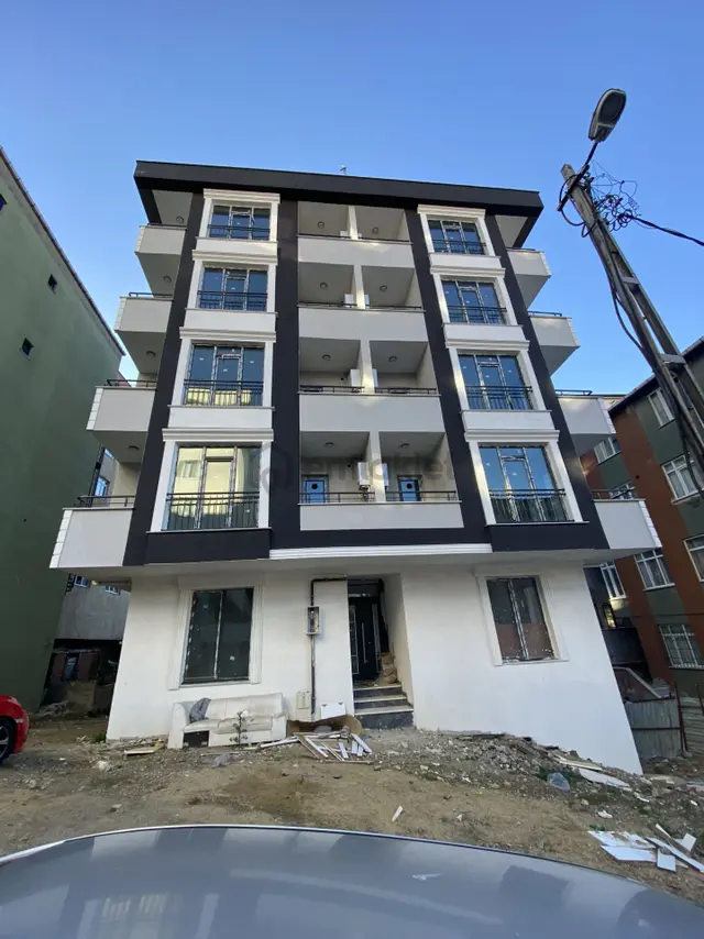Remax Ahmet'ten Satılık 2+1 Sıfır Boş Daire Maltepe/zümrütevler 1