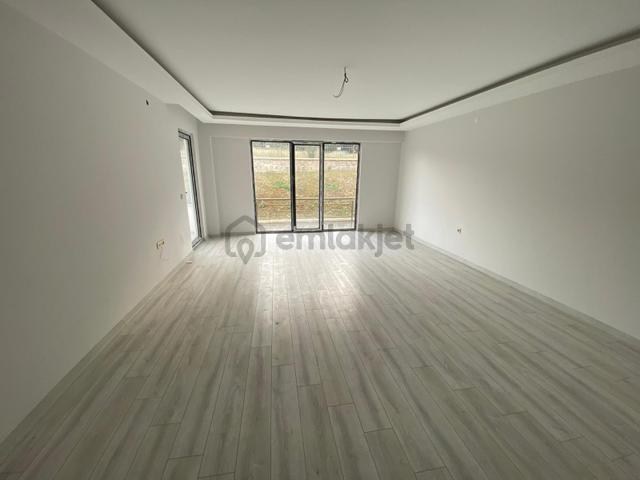 Trabzon Bostancıda Satılık Daire 5