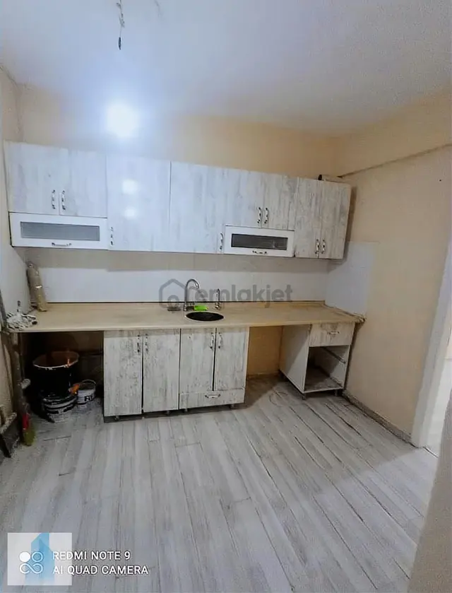 Bağcılar Kazımkarabekir De Satılık 2+1,85 M2 Giriş Kat Daire 2