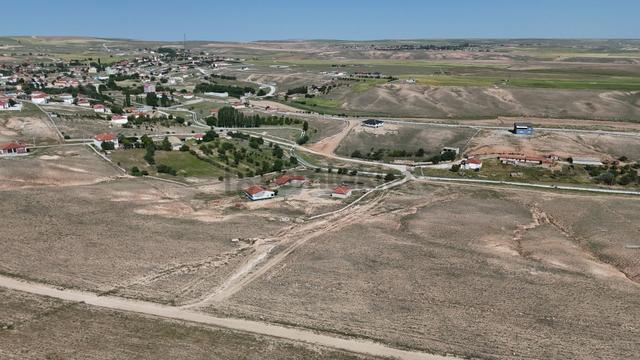 Konya / Cihanbeyli / Kelhasan Mahallesinde 372 M² Müstakil Tapulu Konut İmarlı Arsa 3