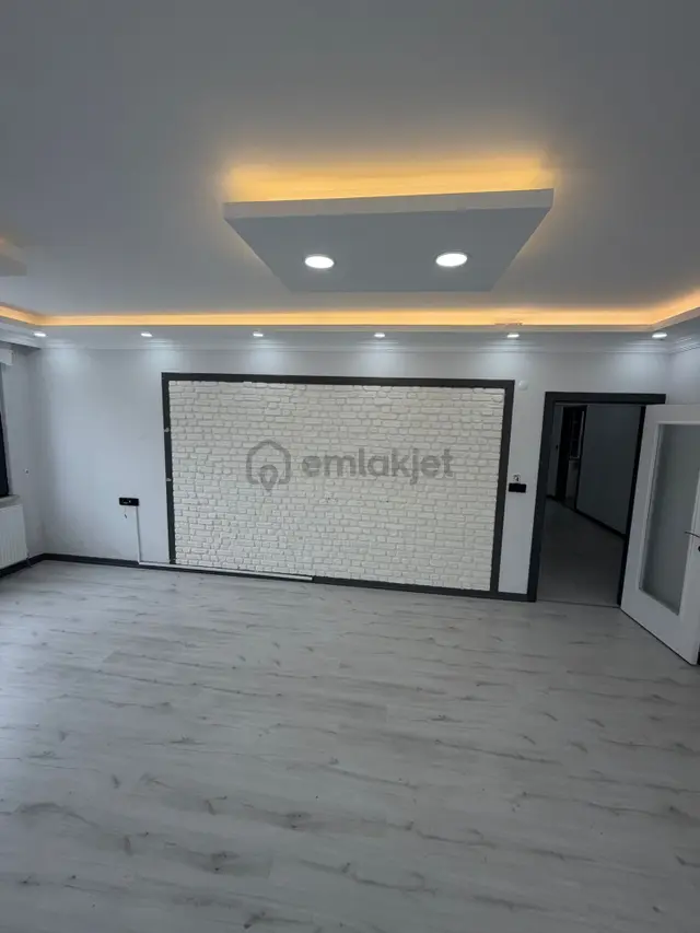 İstasyon Mahallesinde 2+1 Satılık Daire 2