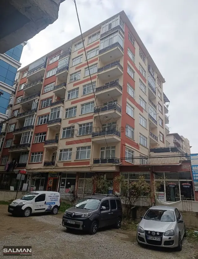 Aşıkpaşa Mahallesin'de Zafer Çarşında Satılık 3+1 Daire 4