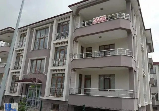 Bedir Emlkatan Demirkent. Tekinler Sitesinde. Satılık Daire 1