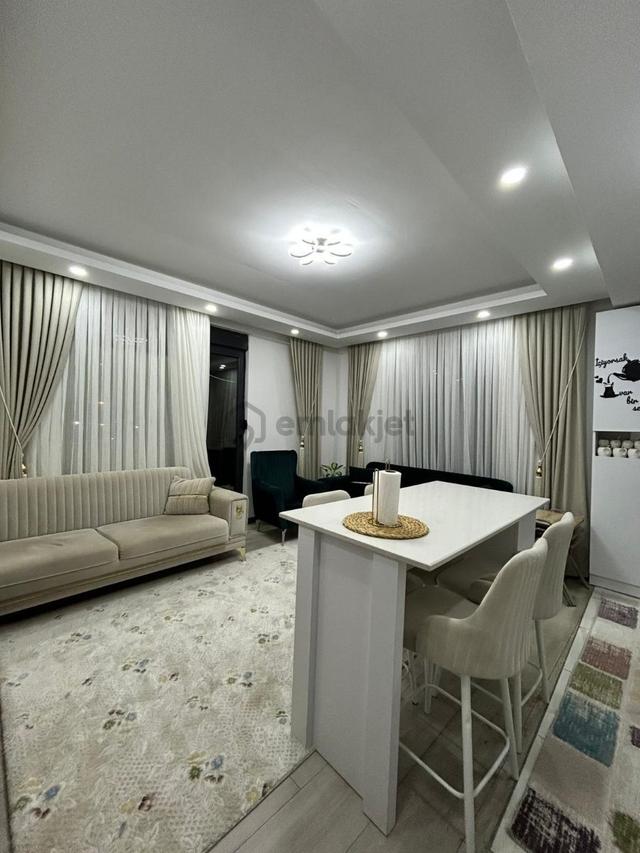 Altıntaş'ta Site İçinde Satılık 2+1 Daire 4