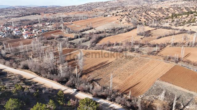 Konya / Ilgın / Belekler Mahallesinde 572 M² Müstakil Tapulu Bahçe 2