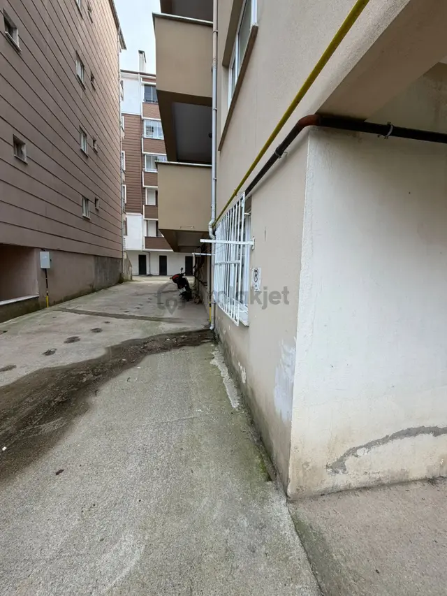 Cide Demirtaş Emlak Güvencesi İle Satılık 1+1 Daire 3
