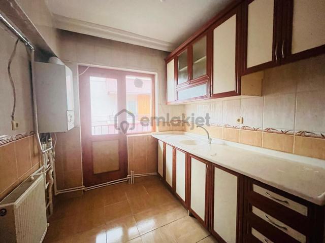 Koza Emlak'tan Selçuklu Mahalesin'de Salon Bağımsız Katta Güney-ön Cephede 3+1 Satılık Daire 1