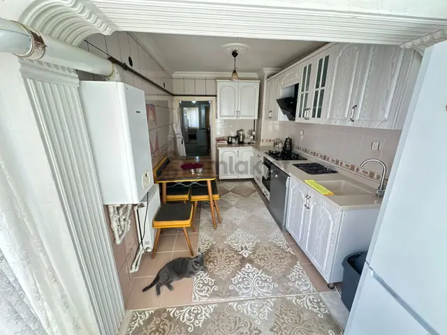 Keçiören Osmangazı Mah Caddeye Paralel Katta Asansörlü 3.800.000tl 4