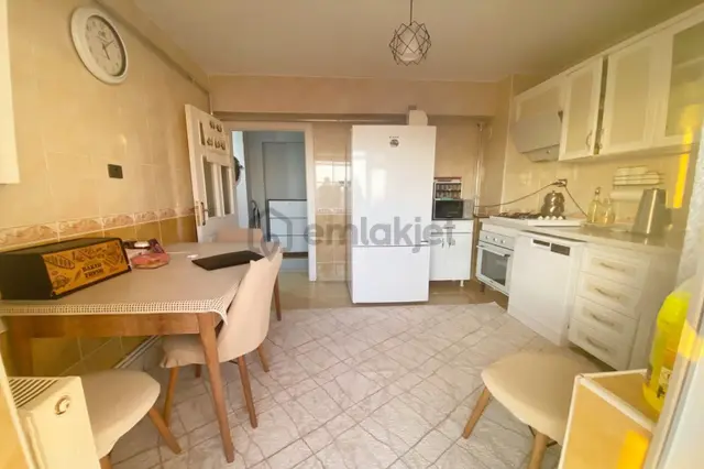 Keçiören Ataparkta Cad 2 Bina Asansörlü Kök Tapu Daire 3