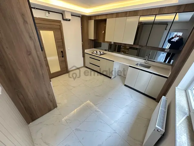 Menderesin Tam Kalbinde Olan 4+1 Ultra Lüx Yapılı Satılık Daire 1