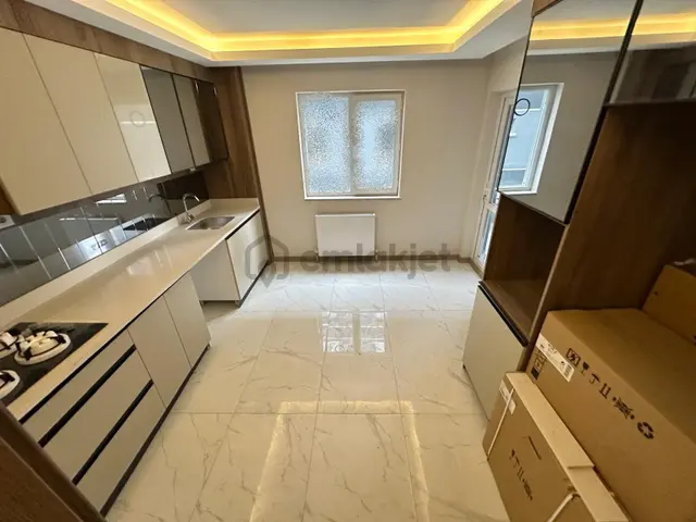 Menderesin Tam Kalbinde Olan 4+1 Ultra Lüx Yapılı Satılık Daire 4