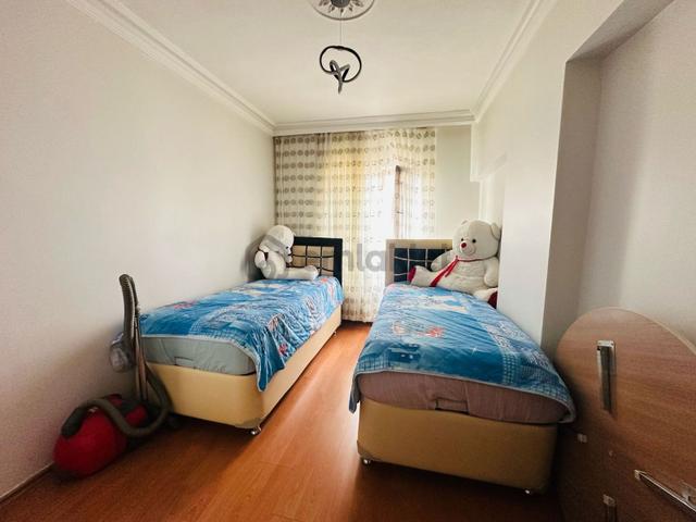Karapürçek'te Kedili Villa Yakınında 3+1 Ara Katta Satılık Daire !! 5