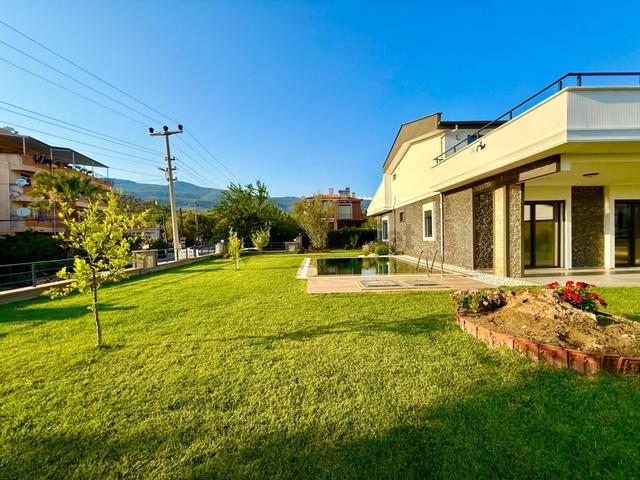 ▶ ▶ Akçay Körfez'den 610 M2 Arsa İçinde Havuzlu 4+1 Tam Bağımsız Villa 4