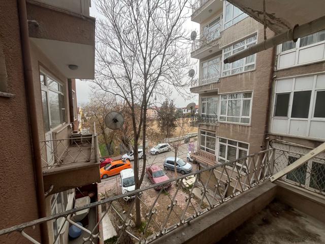 Yaylacık Mah. Merkezi Konumda 3.katta 100 M2 Daire 5