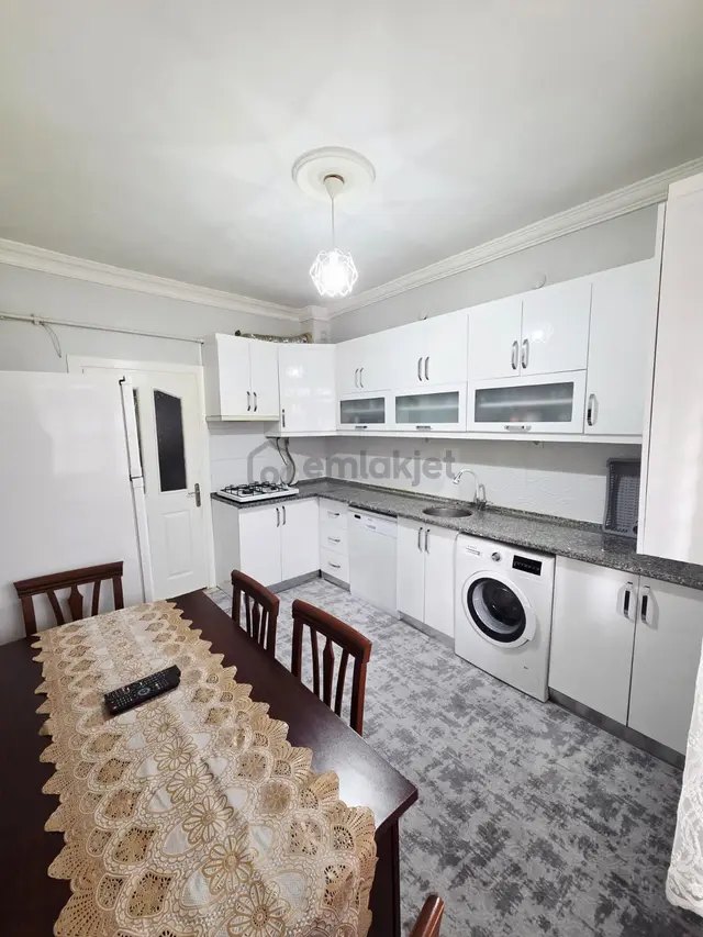 Recep Ümit'ten 71 Evler Mahallesinde Ertaş Bulvarı Yakınında 3+1 Daire (takas Değerlendirilir) Ce28 2