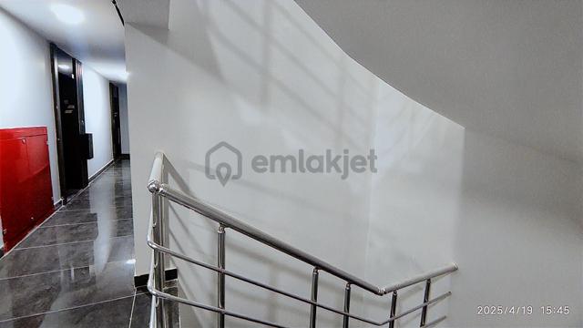 Atatürk Bulvarında 1+1 Lüks Daire/1+1 Lux.apart. On Atatürk Blv. 4
