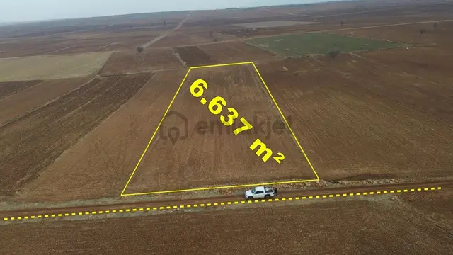 Konya / Akören / Karahüyük Mahallesinde 6.637 M² Müstakil Tapulu Tarla 4