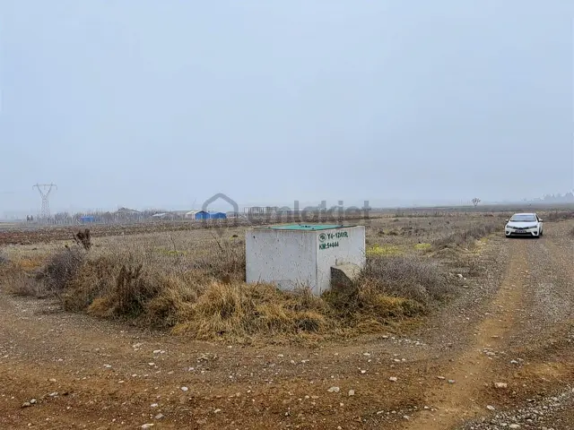 687 Mt Arazi . Beğenmezseniz Yol Masrafını Ödüyoruz. 3