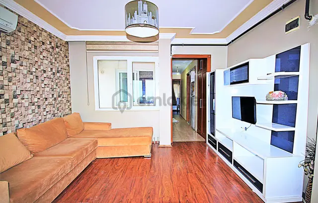 Simde'den Mithatpaşa Cad.paraleli Deniz Manzaralı Eşyalı Kiralık 3
