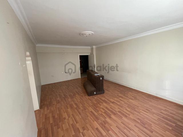Mç Emlak'tan Akşemsettin Mah'nde Cadde Cepheli 3+1 Kiralık Daire 5