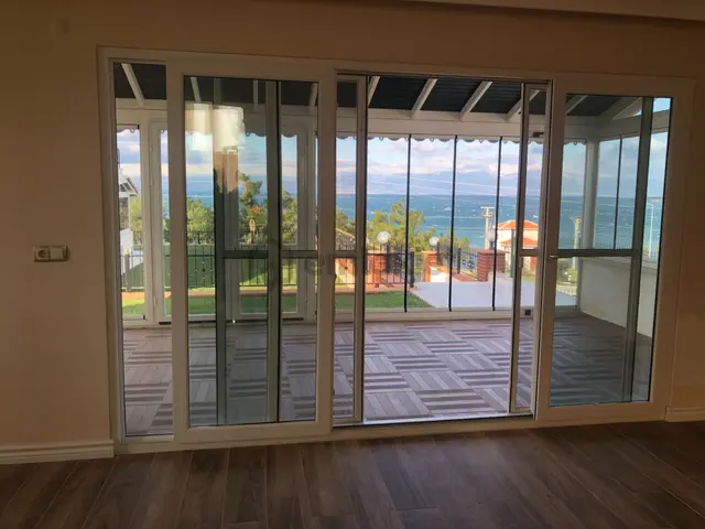 Balıkesir Ayvalık Ta Satılık Villa.denize 90 Metre Mesafede 3