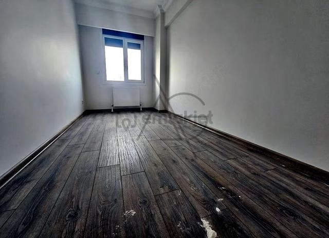 Feneryolunda Özgürlük Parkına Çok Yakın Sıfır 130m2 Satılık Boş 4