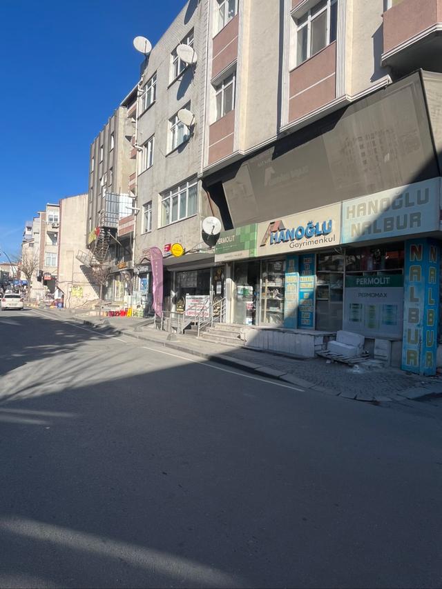İmren Gayrimenkulden Satılık 3 Katlı 220 M2 Dükkan Krediye Uygun Sefaköy Merkezde Kartaltepe Mh. 5