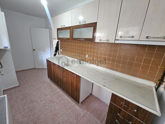 Karapürçek'te Merkezi Konumda Kilerli Masrafsız 2+1 Satılık Daire !! 5