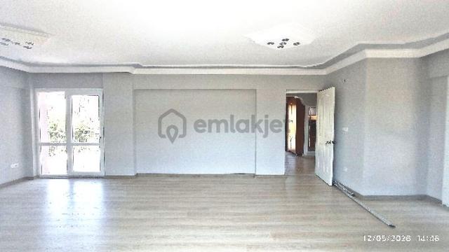 Güzelbahçe De Kolejlere Yakın Müstakil 4+1 Villa Kiralık. 3