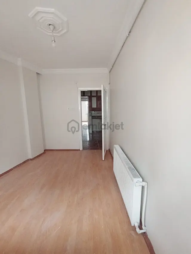 Beyoğlu Kasımpaşa Kadımehmet'te, Çift Cepheli Kiralık 2+1, Masrafsız 5.kat Daire - Sözgen'den- 283k 3