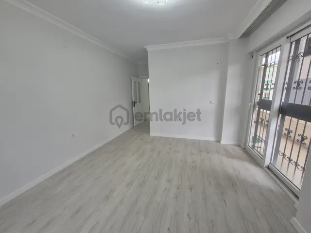 Dıdım De Satılık 2 + 1 Daıre Ayrı Mutfaklı 4