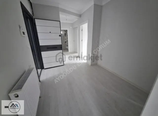Aydoğdu'dan Mevlana Okulu Çev 3kat 3+1 Güney/doğu Cepeli Daire.. 2