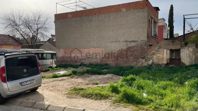 Batı Gaziye 2dk Yürüme Mesafesinde Sahibinden 155m2 Köşe Arsa 2