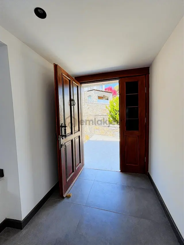 Bodrum Yalıkavak Merkez'de Marina Manzaralı Satılık 5+2 Villa 3