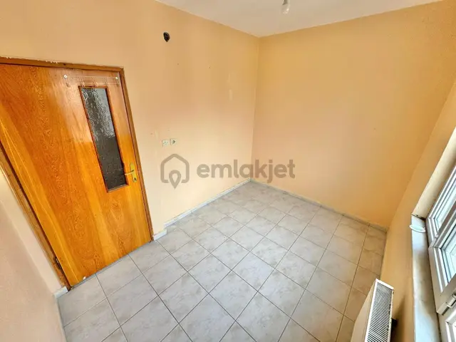 Home And Cardan Hamidiyede Fırsat 3+1 Satılık Daire 2