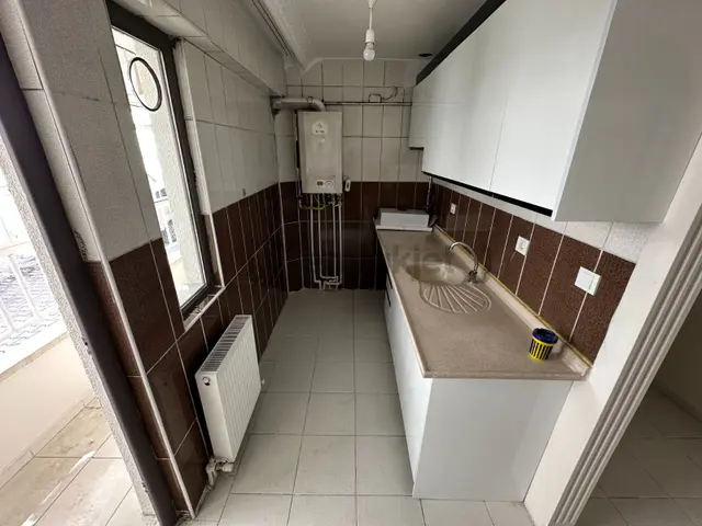 Kuşcağız Mahallesi'nde Cadde Yakını 2+1 Daire! 1