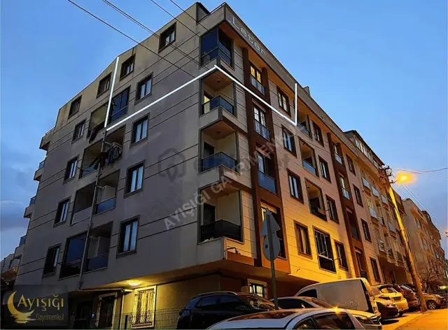 Gebze Tatlıkuyu'da 4+1 Geniş Satılık Dubleks Daire 1