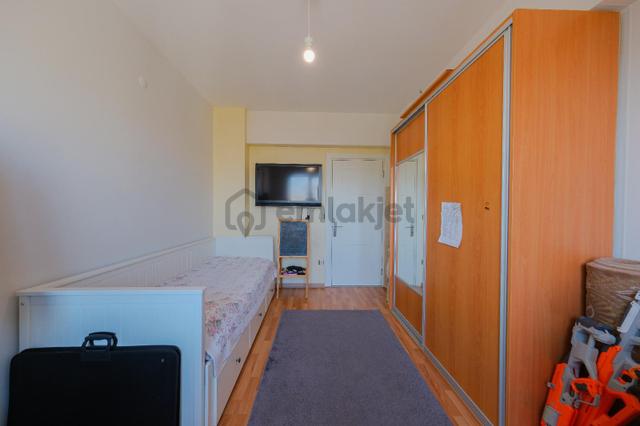 Naturel Gayrimenkulden 3+1 130 M2 Geniş Daire 2