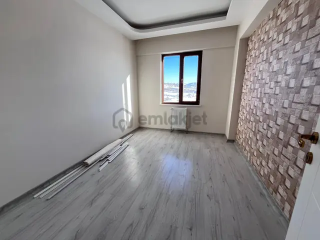 Serkent Ana Cadde Üstü Sıfır Ayarında Fırsat Lüx Daire 2