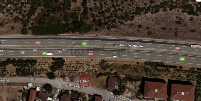 Satılık Arsa Konut İmarlı Körfez'de Yol'a Cephe Yatırımlık 5