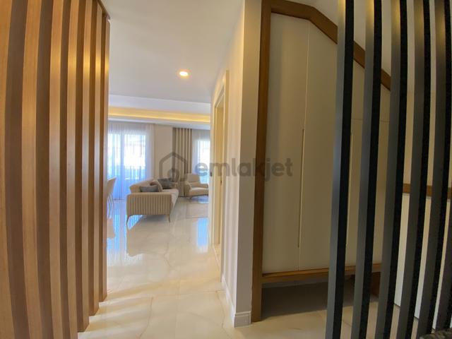Manavgat'ta Satılık Site İçerisinde 3+1 Villa 4