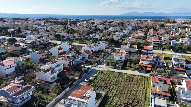 İzmir Dikili Salihleraltı Gülkentte Satılık İmarlı Arsa 3