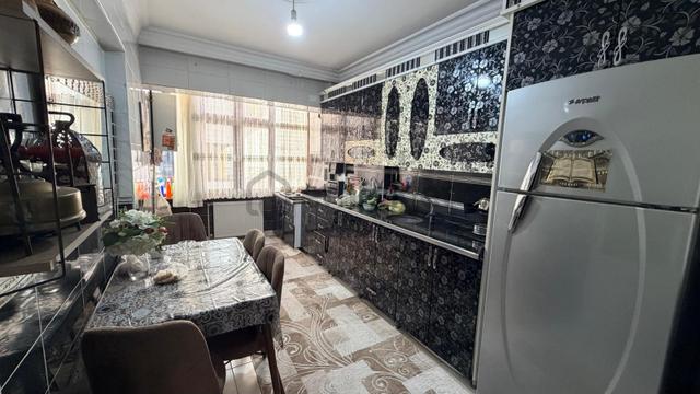 Tesislerde Ana Cadde Üstünde 3+1 Satılık Daire 3